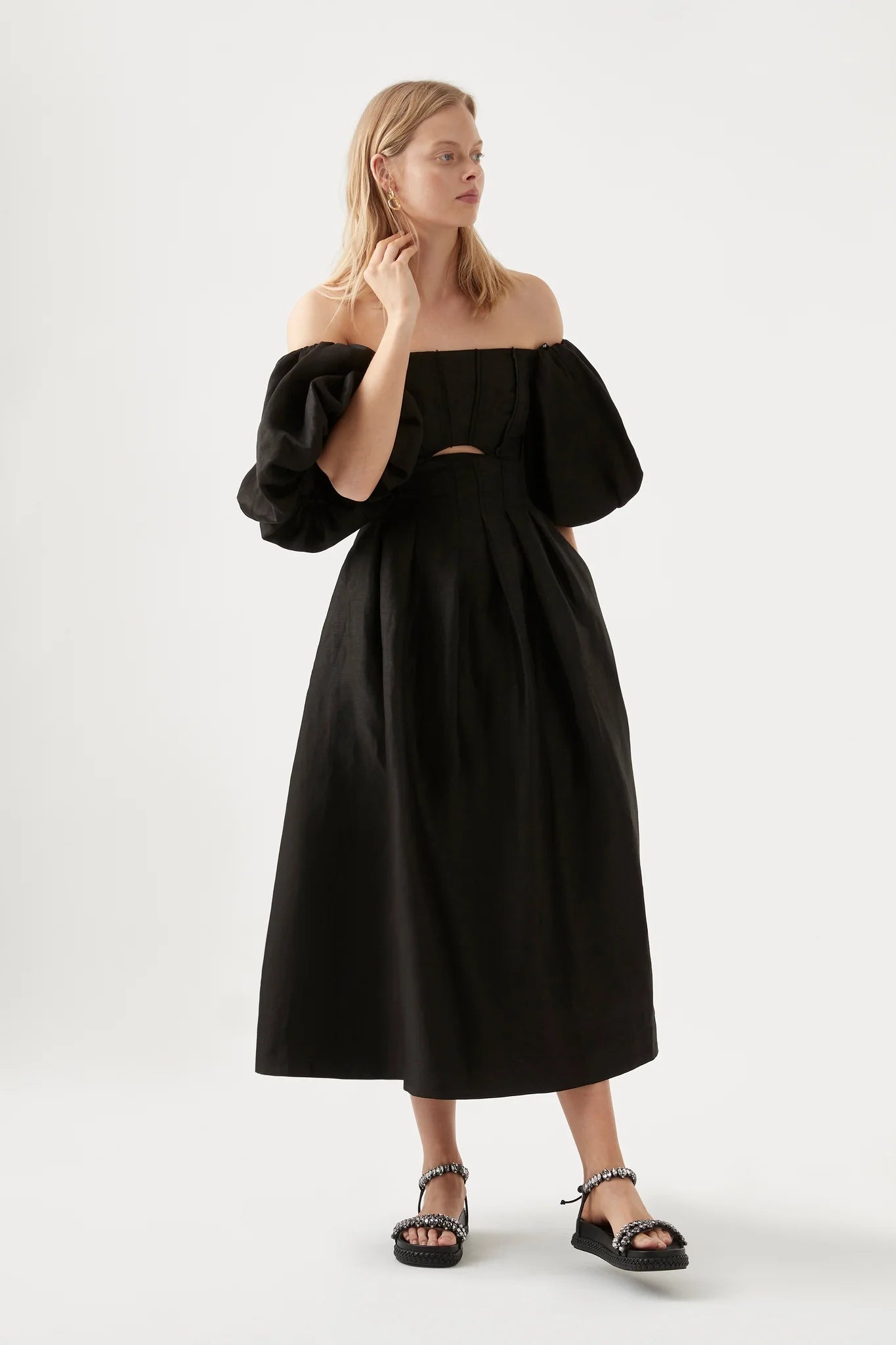 Eugenie Off Shoulder Midi Black – Eastend Wardrobe
