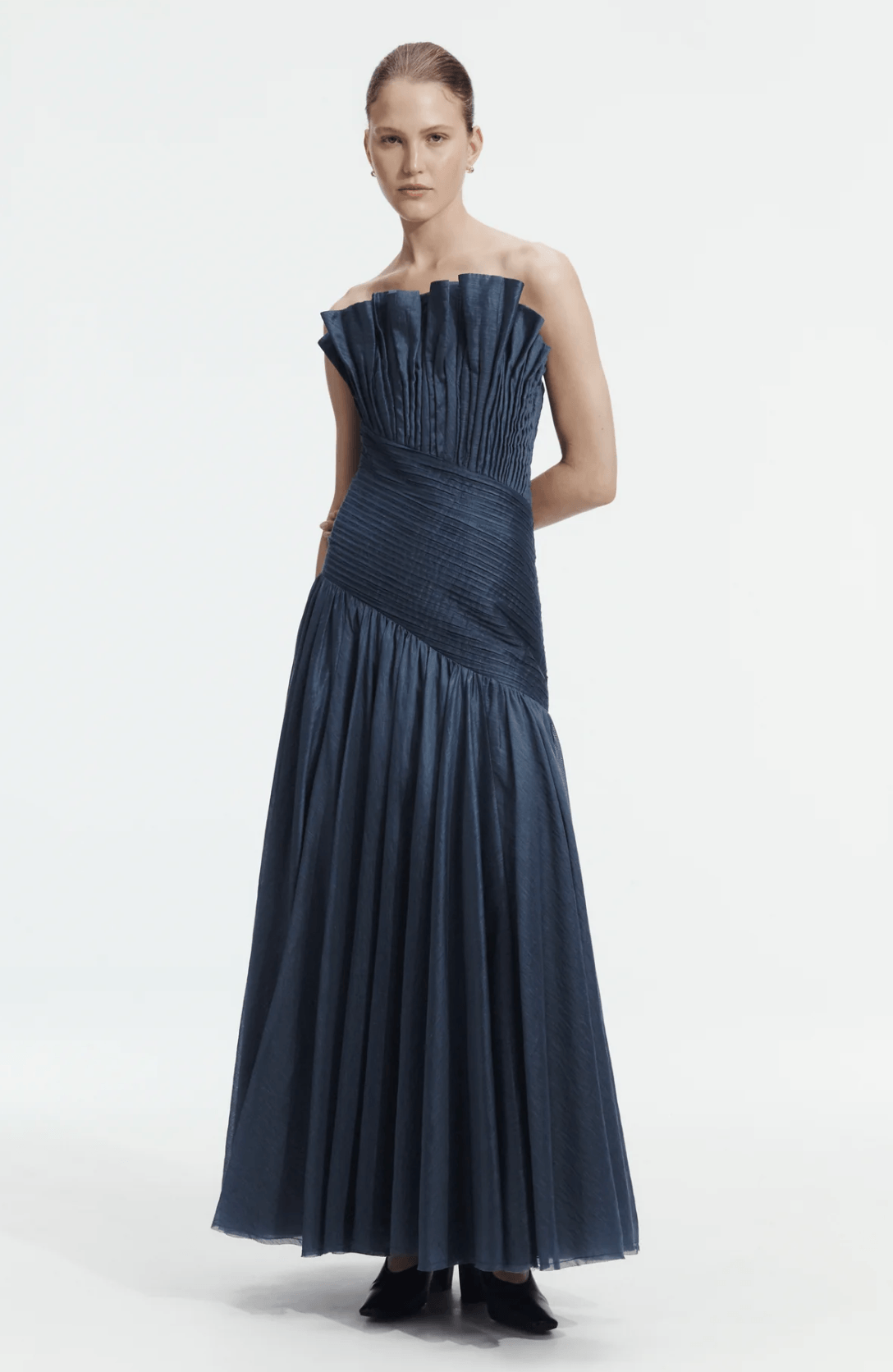 Aquiline Gown